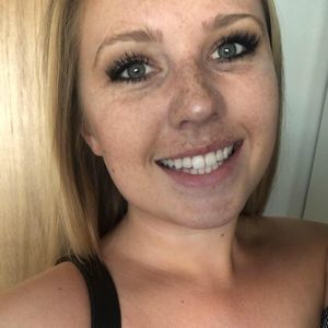 Meet your Posher, Lexi